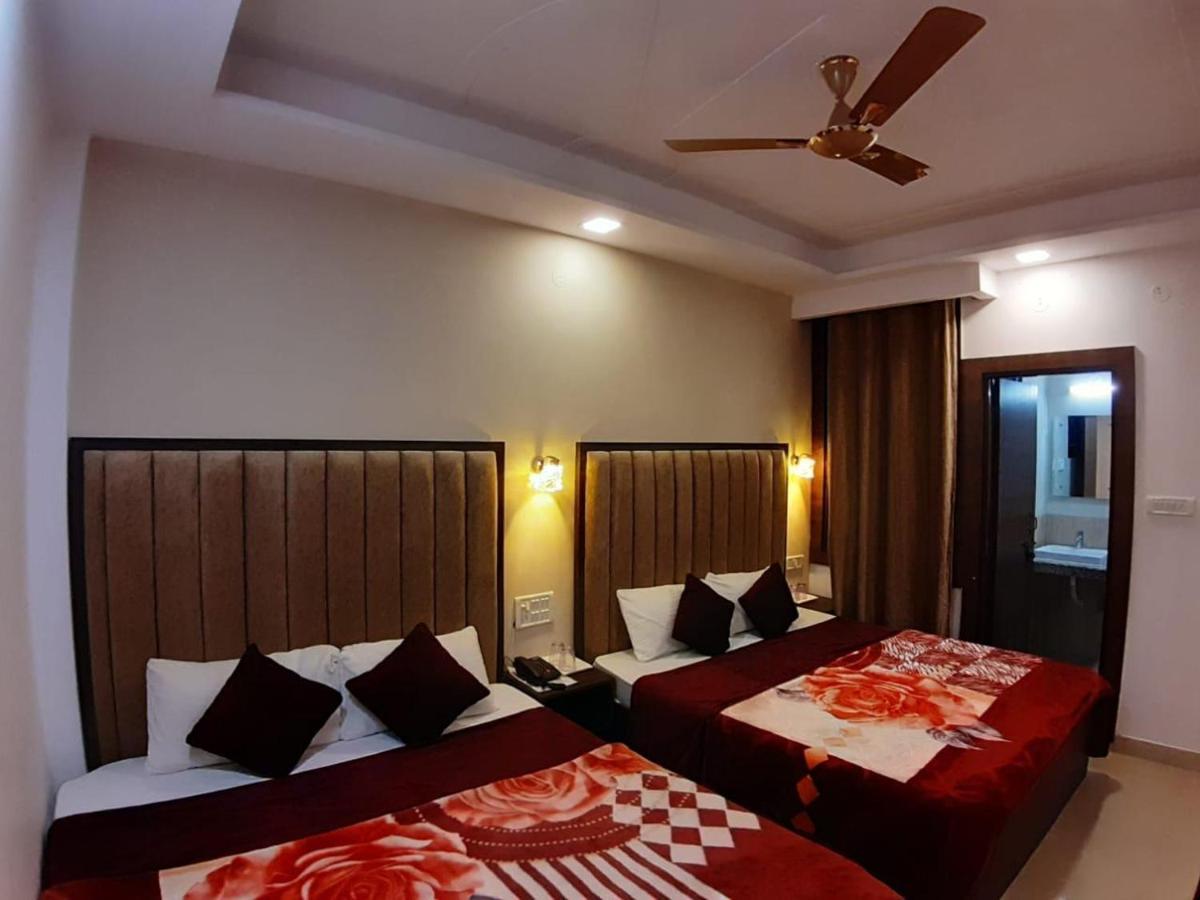The Divine Oak Hotel Katra  Exterior foto
