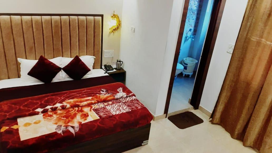 The Divine Oak Hotel Katra  Exterior foto